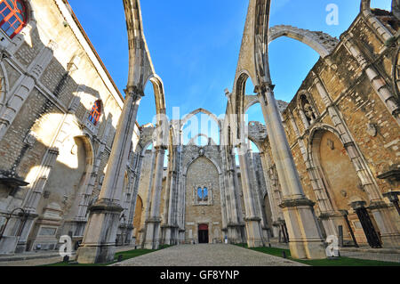 Rovine del Carmo chiesa di Lisbona, Portogallo Foto Stock