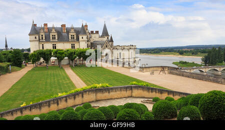 Il castello reale di Amboise è un castello situato a Amboise, in Indre-et-Loire departement della Valle della Loira in Francia. Foto Stock