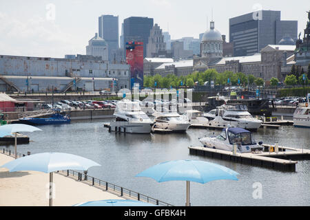 MONTREAL - 27 Maggio 2016: Il Vecchio Porto di Montreal è lo storico porto di Montreal, Quebec, Canada. Situato nella parte vecchia di Montreal, Foto Stock