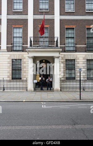 Ambasciata della Repubblica popolare cinese nel Regno Unito di Gran Bretagna e Irlanda del Nord su Portland Place, Londra, Regno Unito