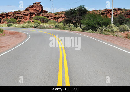 Ruta 40 nella Cuesta de Miranda. La Rioja. Argentina Foto Stock