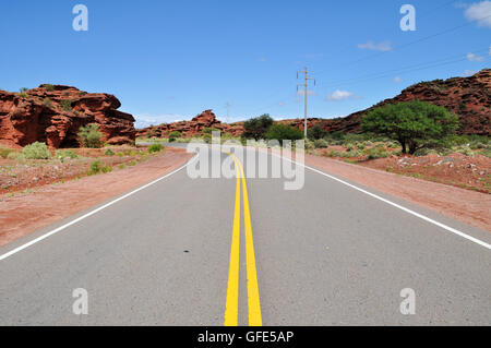 Ruta 40 nella Cuesta de Miranda. La Rioja. Argentina Foto Stock