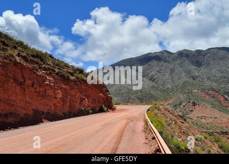 Ruta 40 nella Cuesta de Miranda. La Rioja. Argentina Foto Stock