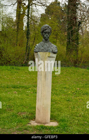 Busto del poeta ungherese Sandor Petofi in parco an der Ilm in Weimar Foto Stock