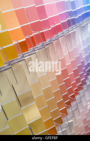 Le righe e le colonne di campioni di colore da utilizzare come sfondo Foto Stock