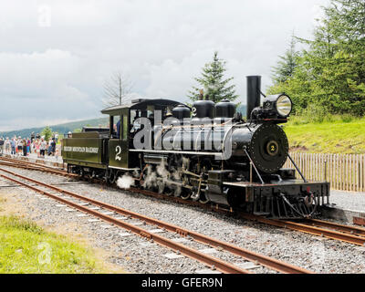 Il vapore loco in piedi alla stazione Torpantau alla sommità del Brecon ferrovia di montagna vicino a Merthyr Tydfil nel Galles del Sud. Foto Stock