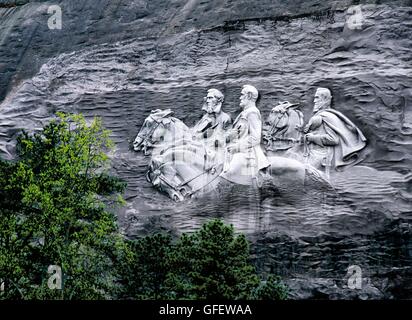 Leader confederati generals Davis, Lee e jackson. quarzo faccia rock carving. Stone Mountain Park, atlanta, georgia, Stati Uniti d'America Foto Stock