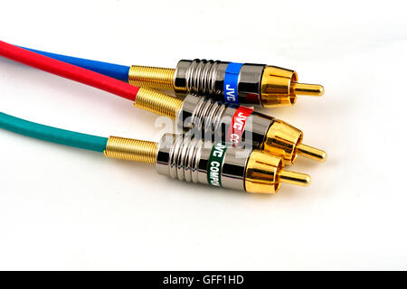 Componente in composito cavi rosso verde blu audio video connettori placcati oro JVC sfondo bianco RGB Foto Stock