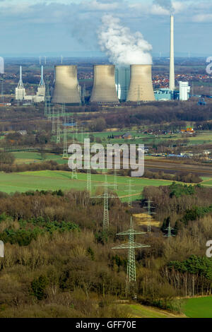 Vista aerea, RWE Power Plant overland route linea ad alta tensione, la linea di trasmissione, nella parte anteriore del carbone vegetale Gersteinwerk, Foto Stock