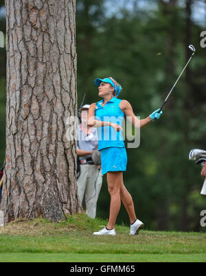 Woburn Golf, Milton Keynes, Regno Unito. 31 Luglio, 2016. Ricoh Womens Open Golf, round finale. Lexi Thompson (USA) svolge intorno ad un albero sul 7th. Credito: Azione Sport Plus/Alamy Live News Foto Stock