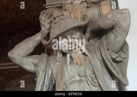 Atlante del barocco in stile Chinese-Japanese sul Palazzo Giapponese (Japanisches Palais) a Dresda in Sassonia, Germania. Foto Stock