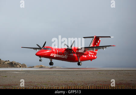 Air Greenland volo decolla a Nuuk airport, Nuuk, Groenlandia Foto Stock