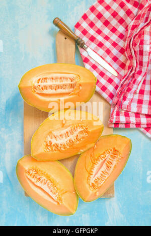 Fette di melone Honeydew come estate di ristoro, il fuoco selettivo Foto Stock
