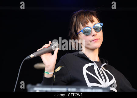 Londra - Lug 02, 2016: Polica eseguire sul palco della Barclaycard British Summer Time Event in Hyde Park il Lug 02, 2016 in Lond Foto Stock