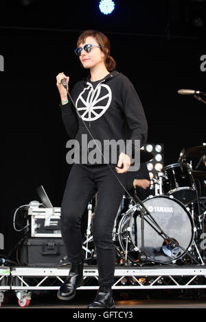 Londra - Lug 02, 2016: Polica eseguire sul palco della Barclaycard British Summer Time Event in Hyde Park il Lug 02, 2016 in Lond Foto Stock