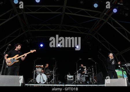 Londra - Lug 02, 2016: Polica eseguire sul palco della Barclaycard British Summer Time Event in Hyde Park il Lug 02, 2016 in Lond Foto Stock