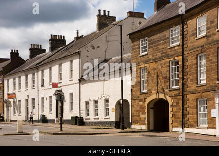 Regno Unito, Inghilterra, Northamptonshire, Northampton, Sheep Street, edifici storici Foto Stock