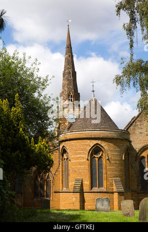 Regno Unito, Inghilterra, Northamptonshire, Northampton, Sheep Street, 1100s chiesa del Santo Sepolcro Foto Stock