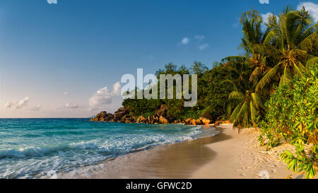 Paradisiaco anse georgette beach in seychelles Isola di Praslin Foto Stock