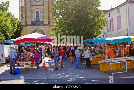 Mercato Prayssac in Le molte regione della Francia Europa Foto Stock