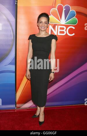 Beverly Hills, CA. 2 agosto, 2016. Archie Panjabi presso gli arrivi per 2016 NBC Universal Summer Press Tour - MER, il Beverly Hilton Hotel di Beverly Hills, CA il 2 agosto 2016. Credito: Priscilla concedere/Everett raccolta/Alamy Live News Foto Stock