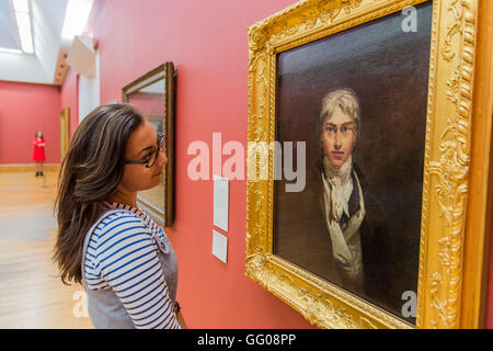 Londra, Regno Unito. Il 3 agosto, 2016. Turner autoritratto c.1799, che si dispongono sulla Banca di Inghilterra del nuovo £20 banconota. - Opere di JMW Turner, che sono tornati a casa per la Clore Gallery della Tate Britain a seguito di un importante tour internazionale per gli Stati Uniti e il Canada. I vantaggi includono: Norham Castle - Sunrise: il tanto amato la pittura dal tardo in Turner la carriera, che mostra una suggestiva visione del paesaggio britannico bagnato dal sole; pace - la sepoltura in mare: iend, l'artista David Wilkie; e la Dogano, San Giorgi Credito: Guy Bell/Alamy Live News Foto Stock