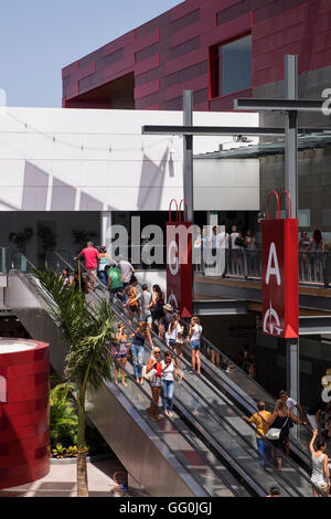 Il El Galeon Outlet Center, shopping mall a Adeje, Tenerife, Isole Canarie, Spagna Foto Stock