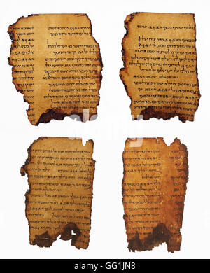 5879. Dead sea Scrolls, Qumran cave 11. Frammenti (cuoio) del libro dei Salmi Foto Stock