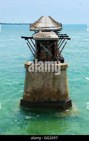 Il vecchio Bahia Honda ponte ferroviario a Bahia Bay State Park sulla Florida Keys Foto Stock