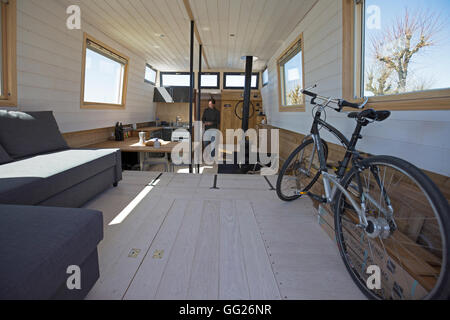 Houseboat Ninfea Pouilly-en-Auxois, il canale di Borgogna, Francia Foto Stock