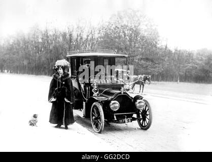 Freddo polare al Bois de Boulogne inizio del XX secolo a Parigi, Francia Foto Stock