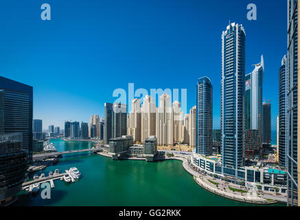 Vista della Marina di Dubai dall'indirizzo Hotel, Dubai, Emirati Arabi Uniti Foto Stock