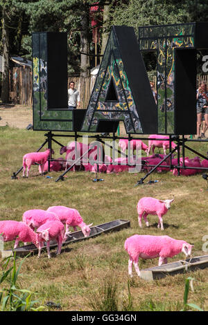 Viste generali il giorno 3 (domenica) del 2016 Latitude festival in Southwold, Suffolk Foto Stock