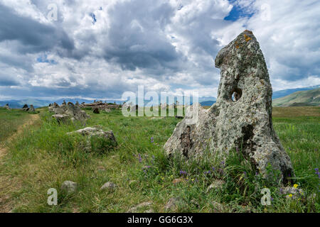 Zorats Karer sito megalitico in Armenia Foto Stock