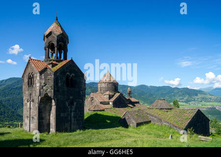 Campanile e San Nshan chiesa al monastero di Haghpat in Armenia Foto Stock