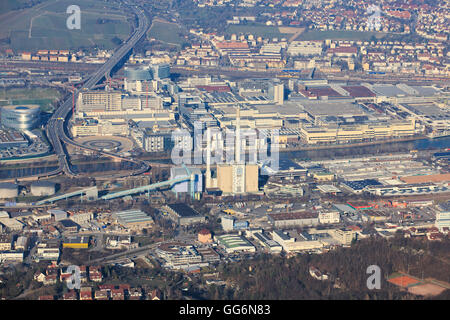 Stoccarda, Germania - Marzo18, 2016: Vista di Stoccarda, Untertuerkheim e la Mercedes Benz Factory Foto Stock