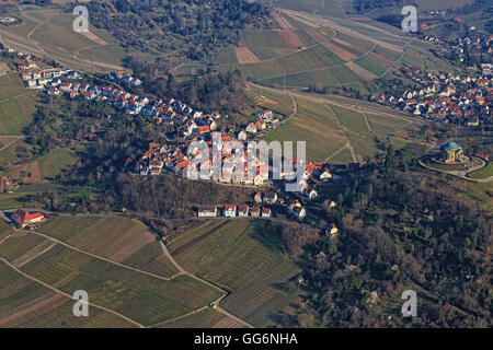 Stoccarda, Germania - Marzo18, 2016: Vista di Stoccarda, Untertuerkheim e la Mercedes Benz fabbrica. Foto Stock