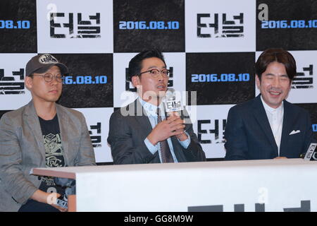 Seul in Corea. 03 Ago, 2016. Jung woo Ha e Oh Dal soo frequentare la pressa premiere del tunnel in Seoul, Corea sulla 03th agosto, 2016.(Cina e Corea diritti) © TopPhoto/Alamy Live News Foto Stock