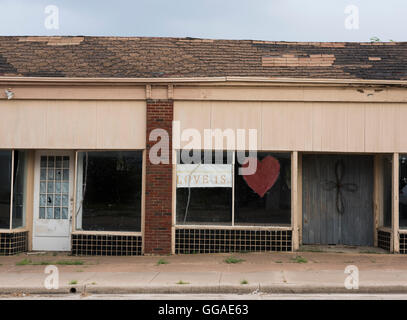 Molti degli edifici di Ranger, Texas sono vuote e in stato di abbandono. Durante il boom petrolifero la città aveva una popolazione stimata di Foto Stock