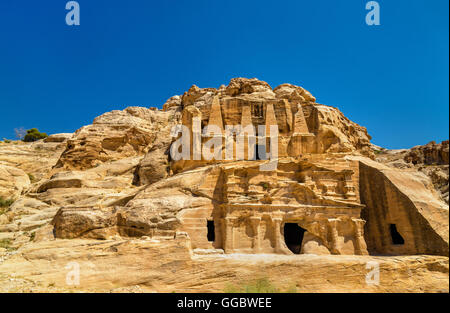 Obelisco del sepolcro e il triclinio di Petra Foto Stock