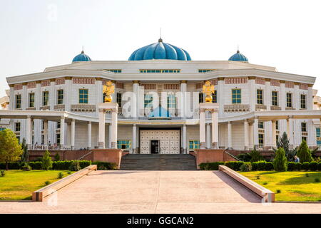 Geografia / viaggi, Turkmenistan, Aşgabat, Museo Nazionale di Storia, vista esterna, Additional-Rights-Clearance-Info-Not-Available Foto Stock