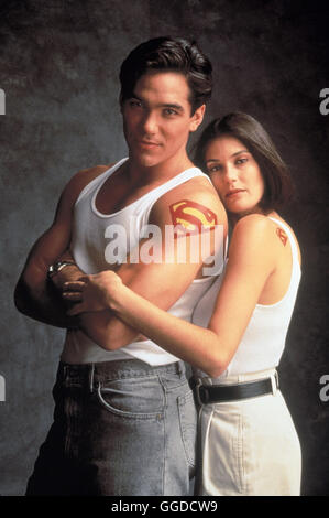 SUPERMAN - DIE ABENTEUER VON Lois e Clark / Der Killersatellit USA 1994 / Clark Kent (Dean Cain), Lois Lane (Teri Hatcher) casella alias. Der Killersatellit Foto Stock