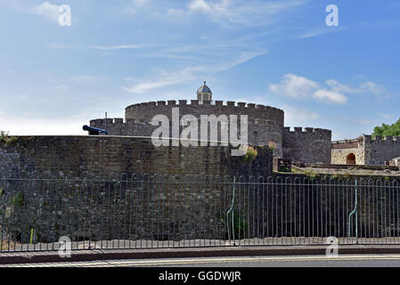 Il castello di trattativa, Kent, fu costruito per ordine del re Enrico VIII ed è uno dei più raffinati Tudor castelli di artiglieria in Inghilterra Foto Stock