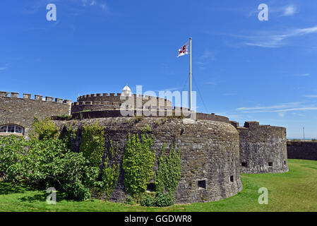 Il castello di trattativa, Kent, fu costruito per ordine del re Enrico VIII ed è uno dei più raffinati Tudor castelli di artiglieria in Inghilterra Foto Stock