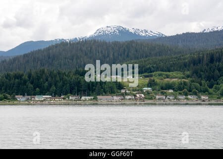 Il Haisla prima nazione villaggio di Kitamaat sul British Columbia del nord della costa del Pacifico, Canada. Foto Stock