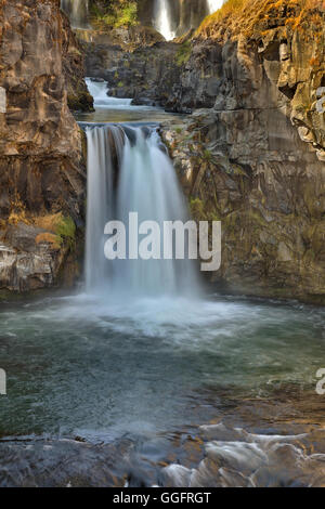 Celestial cade a White River Falls State Park nella contea di Wasco Oregon Foto Stock