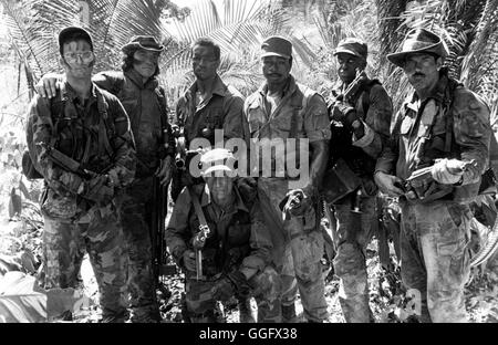 PREDATOR / Predator USA 1987 / John McTiernan SHANE NERO, SONNY LANDHAM, Arnold Schwarzenegger, CARL WEATHERS, RICHARD CHAVES, BILL DUKE, Jesse Ventura in "Predator", 1987. Regie: John McTiernan aka. Predator Foto Stock