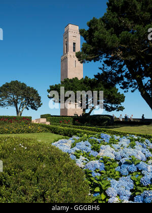 American monumento, memorial sollevato in cours Dajot dopo la Grande Guerra. (Distrutta nel 1941 e ricostruita nel 1958). Foto Stock