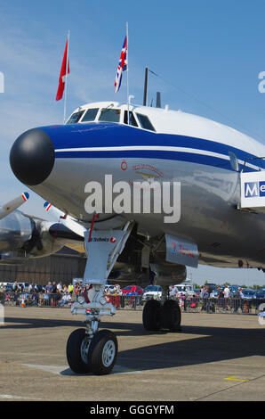 Breitling Super Constellation a Duxford Foto Stock