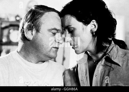 DER MEISTERDIEB VON DUBLIN / il generale IRE/UK 1998 / John Boormann Szene mit Brendan Gleeson (Martin Cahill) und MARIA DOYLE KENNEDY (Frances). Regie: Giovanni Boormann aka. Il generale Foto Stock